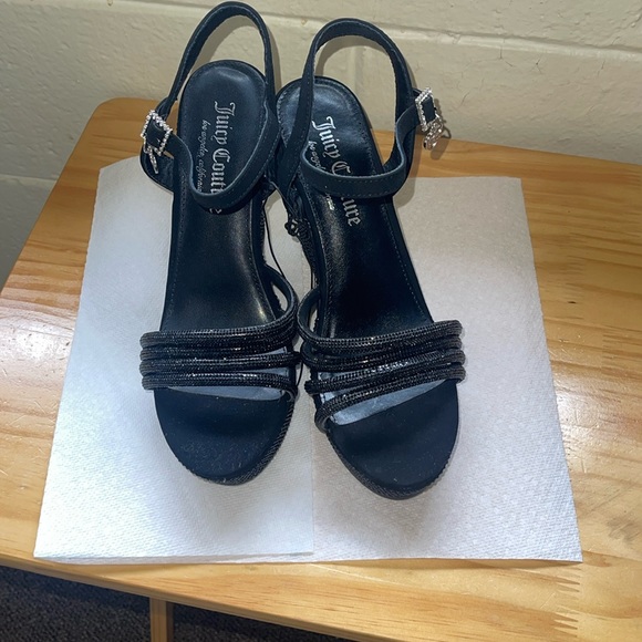 Juicy Couture Black Bedazzled Wedge Shoes/Sandals Size 8.5 (no box) - Picture 1 of 8